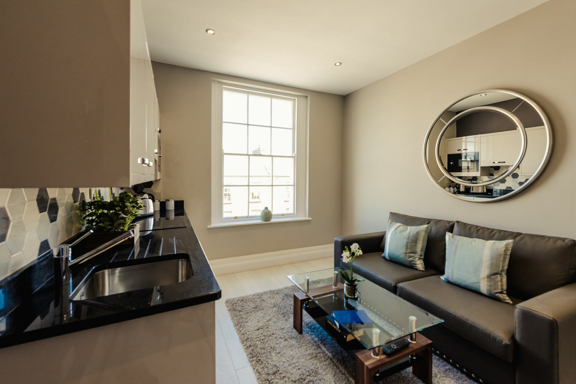 Dublin Central Suites Екстериор снимка